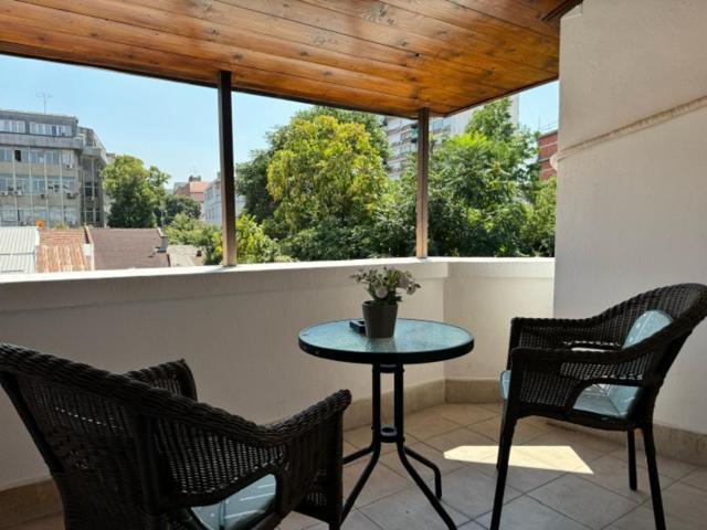 Downtown Rooms Nis Exterior photo